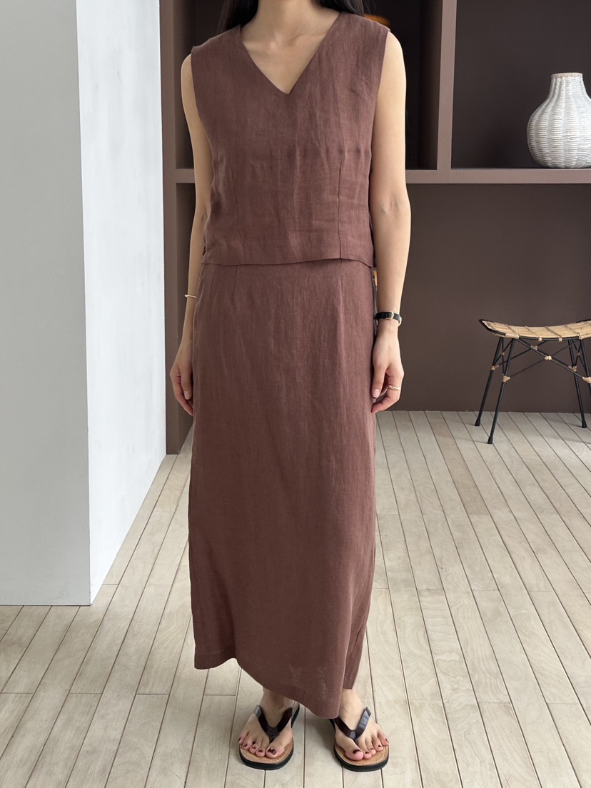 LE VASE韓國直郵女士新品26春夏人氣時尚熱賣26夏季吊帶背心LE VASE吊帶/背心