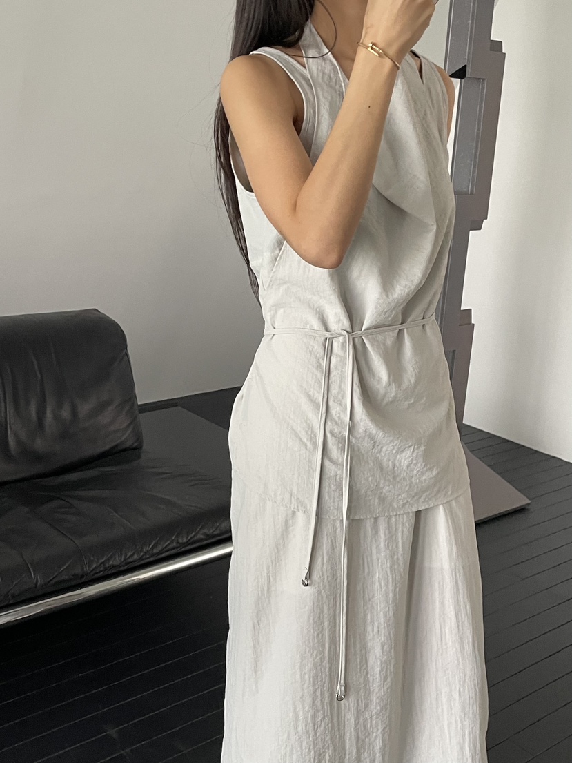 LE VASE東大門實拍韓國女士新款26春夏推薦熱賣26夏季套裝LE VASE套裝