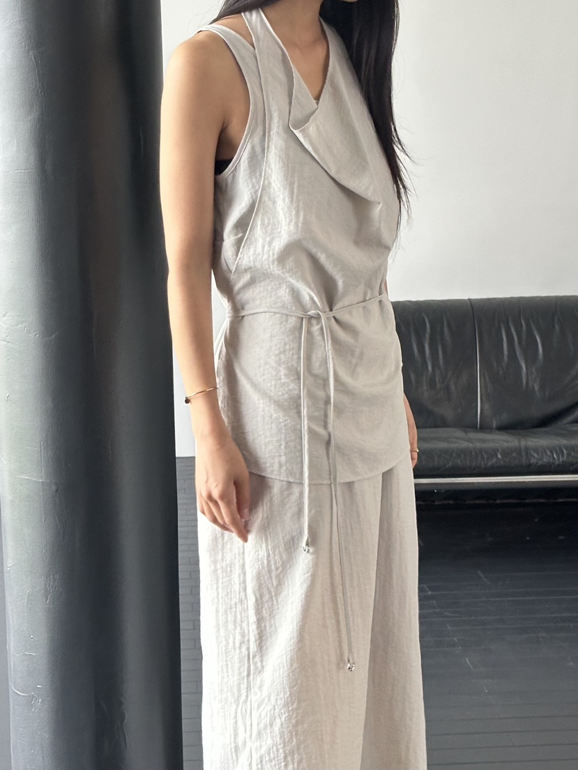 LE VASE東大門實拍韓國女士新款26春夏推薦熱賣26夏季套裝LE VASE套裝