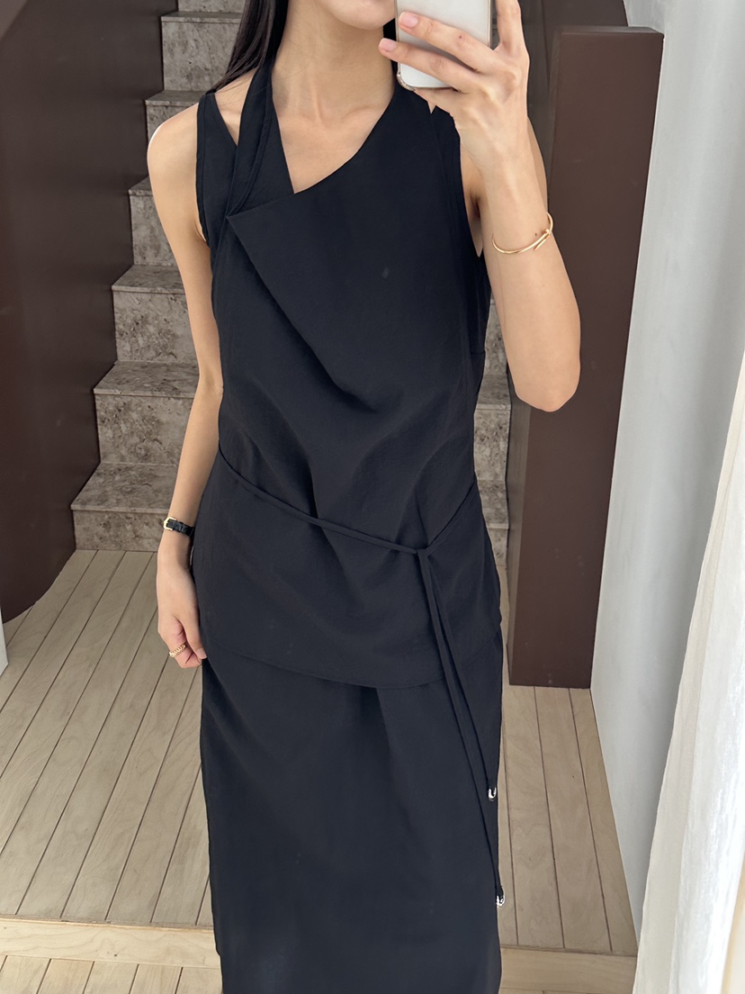 LE VASE東大門實拍韓國女士新款26春夏推薦熱賣26夏季套裝LE VASE套裝