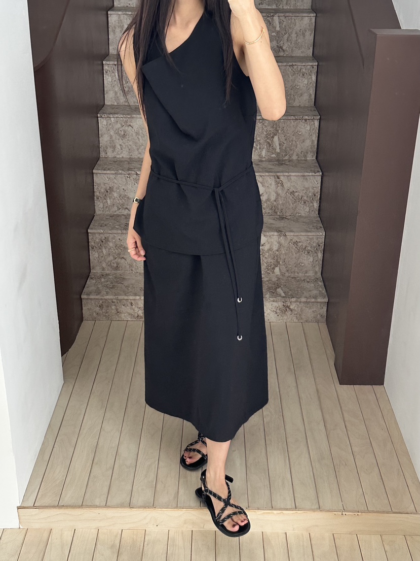 LE VASE東大門實拍韓國女士新款26春夏推薦熱賣26夏季套裝LE VASE套裝圖色2