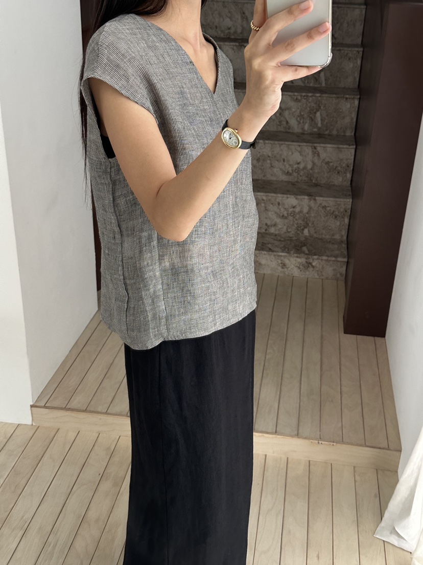 LE VASE韓國直郵女裝新款職業推薦休閑時尚26春夏人氣T恤LE VASET恤