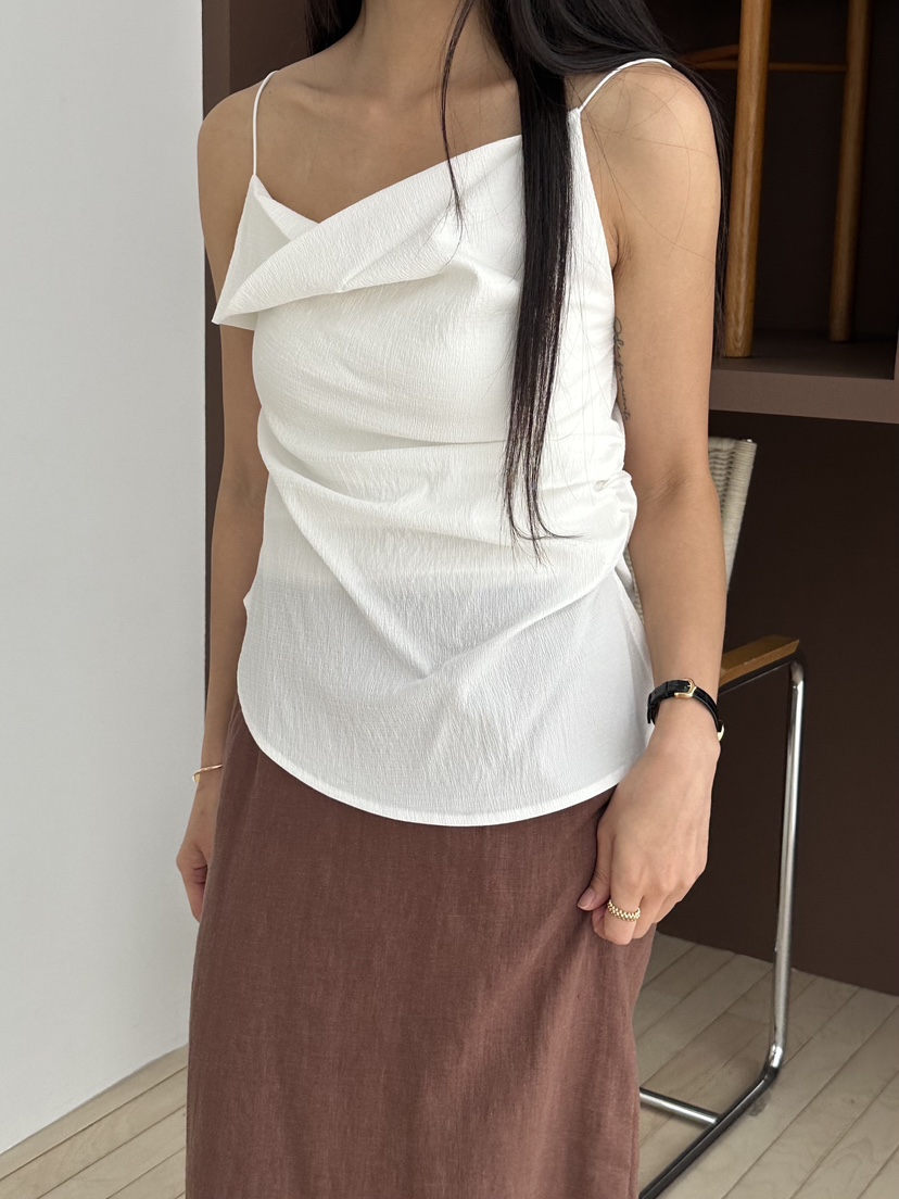 LE VASE韓國直郵實拍女士新款時尚推薦26夏季休閑吊帶背心LE VASE吊帶/背心