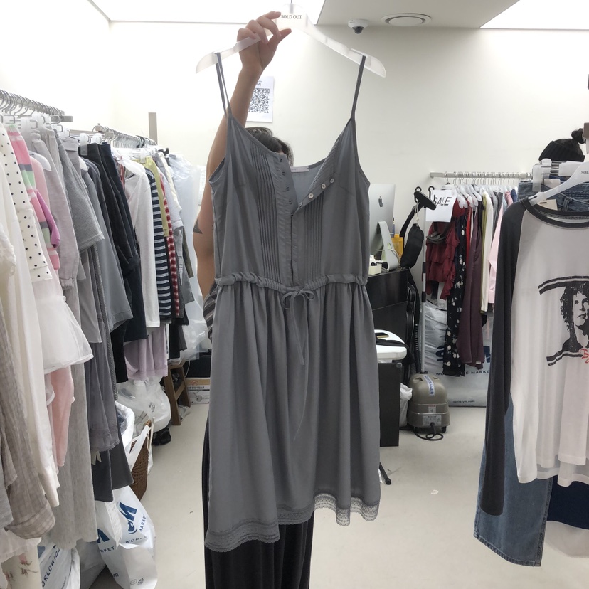 SOLD OUT韓國東大門直郵女士新品推薦時尚26夏季熱賣連衣裙SOLD OUT連衣裙圖色1