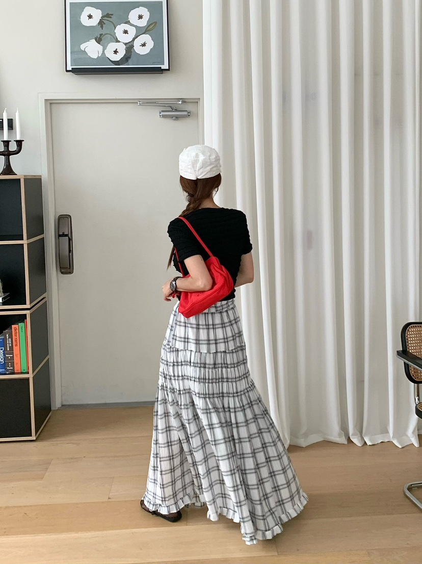 REVE CITE-L韓國東大門直郵女裝新品26春夏職業長裙荷葉邊REVE CITE-L長裙