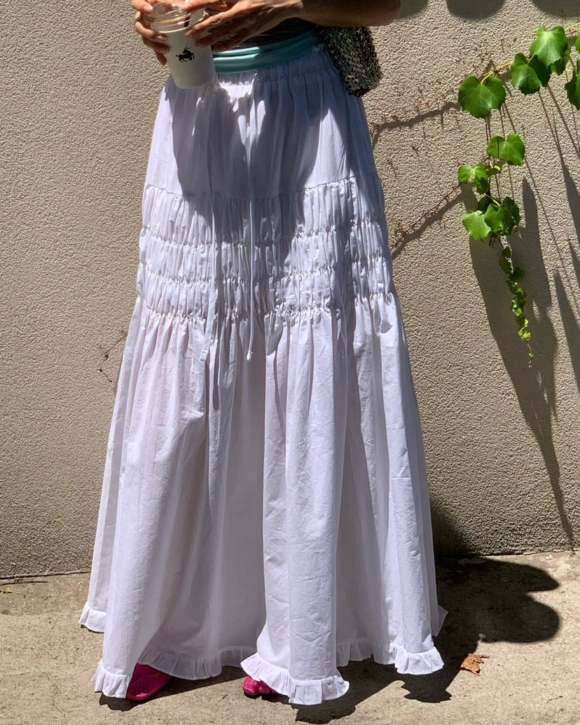 REVE CITE-L韓國東大門直郵女裝新品26春夏職業長裙荷葉邊REVE CITE-L長裙圖色2