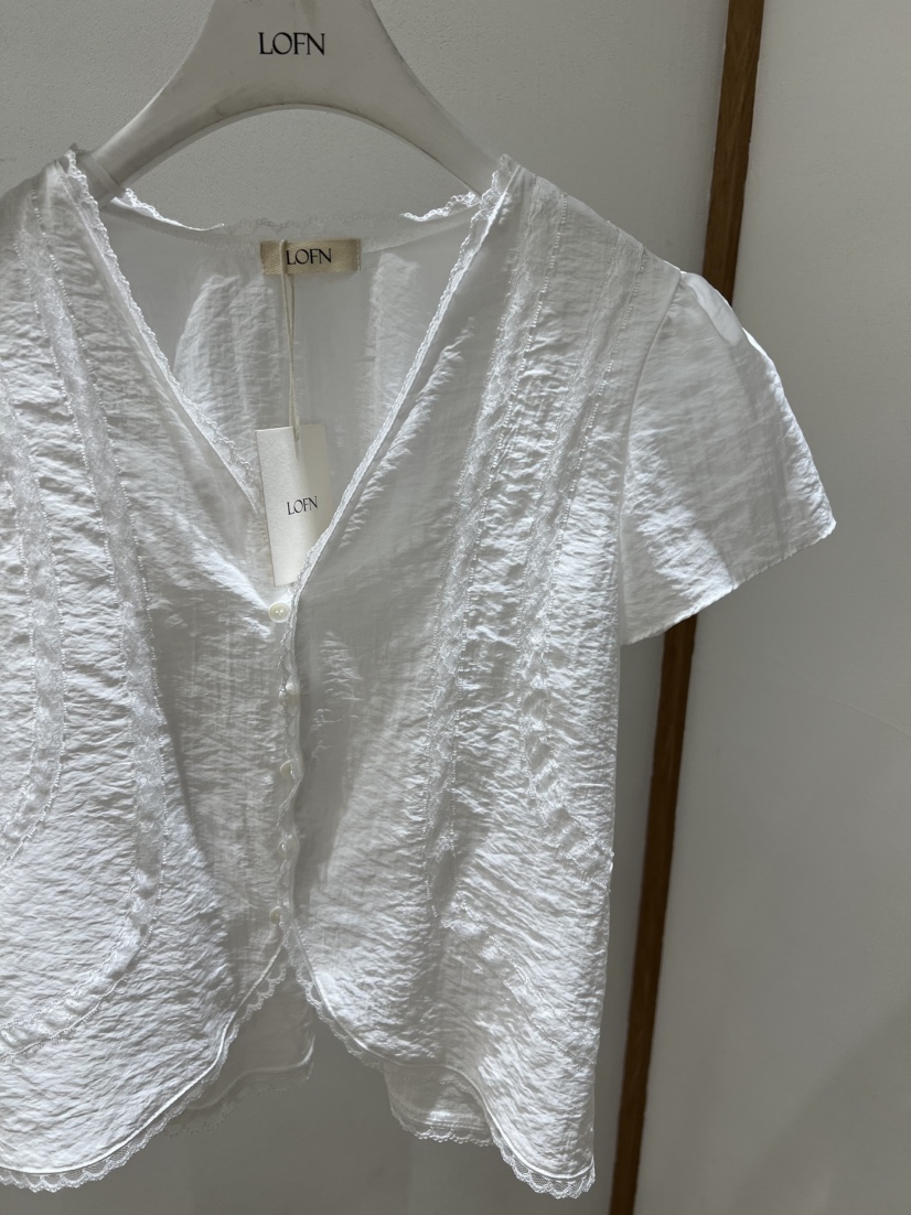LOFN韓國東大門直郵女裝新品26春夏職業時尚休閑襯衫蕾絲衫LLOFN襯衫/蕾絲衫
