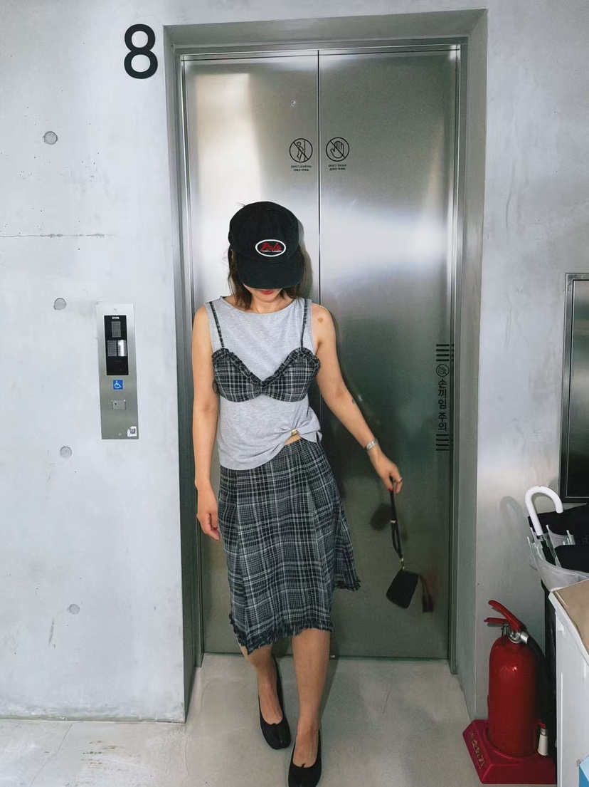 OLI SEOUL韓國東大門代購女士新品26夏季職業推薦吊帶背心OLI SEOUL吊帶/背心