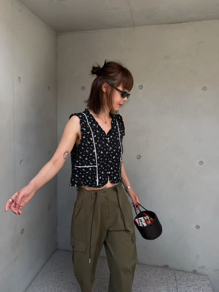 OLI SEOUL韓國東大門代購女士新品休閑時尚26夏季吊帶背心LOLI SEOUL吊帶/背心