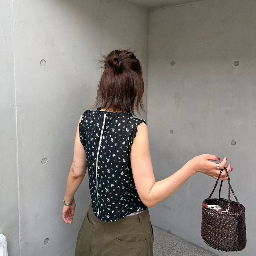 OLI SEOUL韓國東大門代購女士新品休閑時尚26夏季吊帶背心LOLI SEOUL吊帶/背心