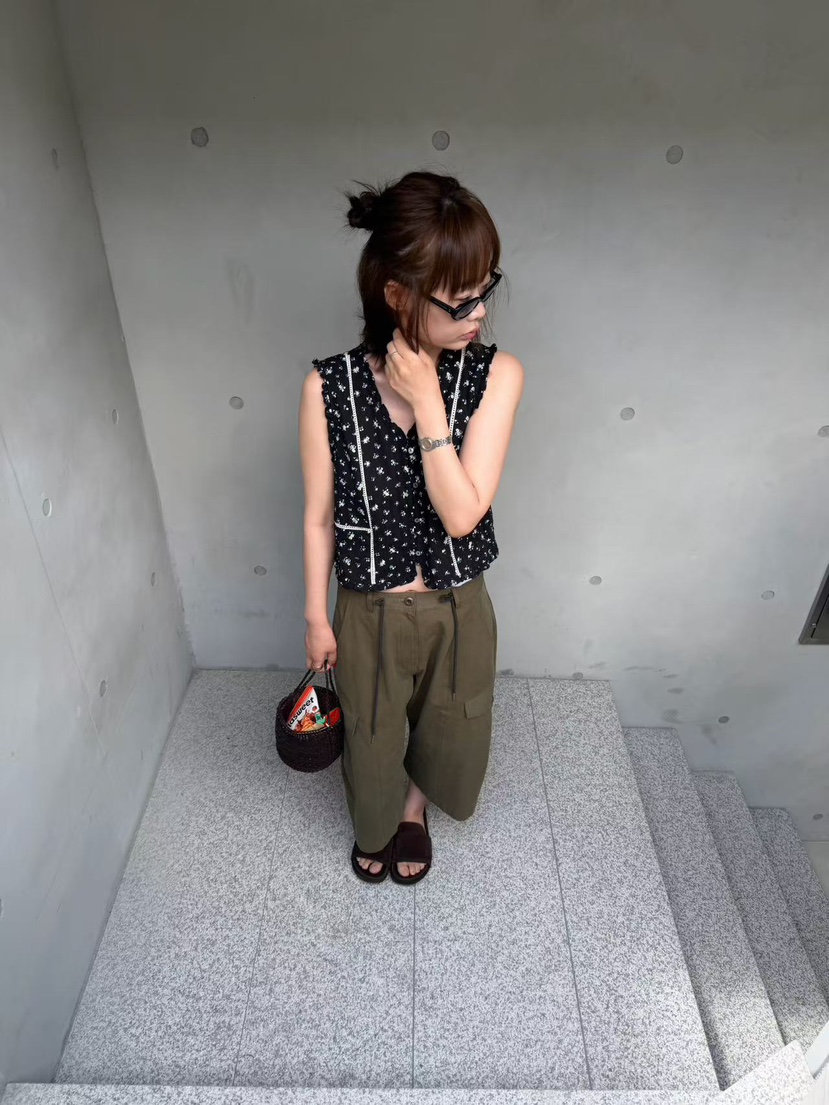 OLI SEOUL韓國東大門代購女士新品休閑時尚26夏季吊帶背心LOLI SEOUL吊帶/背心