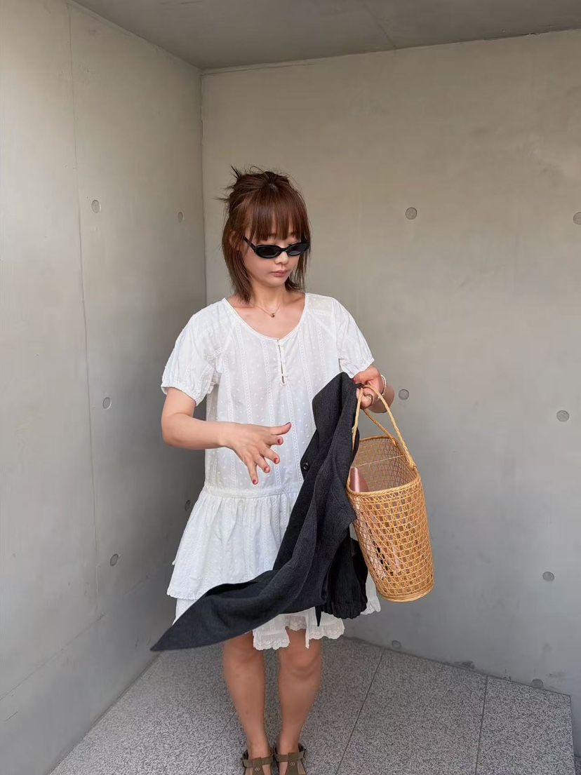 OLI SEOUL韓國直郵實拍女士新款人氣26夏季休閑連衣裙緞OLI SEOUL連衣裙