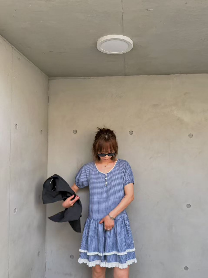 OLI SEOUL韓國直郵實拍女士新款人氣26夏季休閑連衣裙緞OLI SEOUL連衣裙