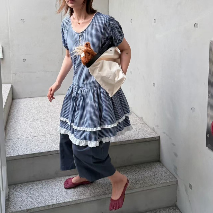 OLI SEOUL韓國直郵實拍女士新款人氣26夏季休閑連衣裙緞OLI SEOUL連衣裙