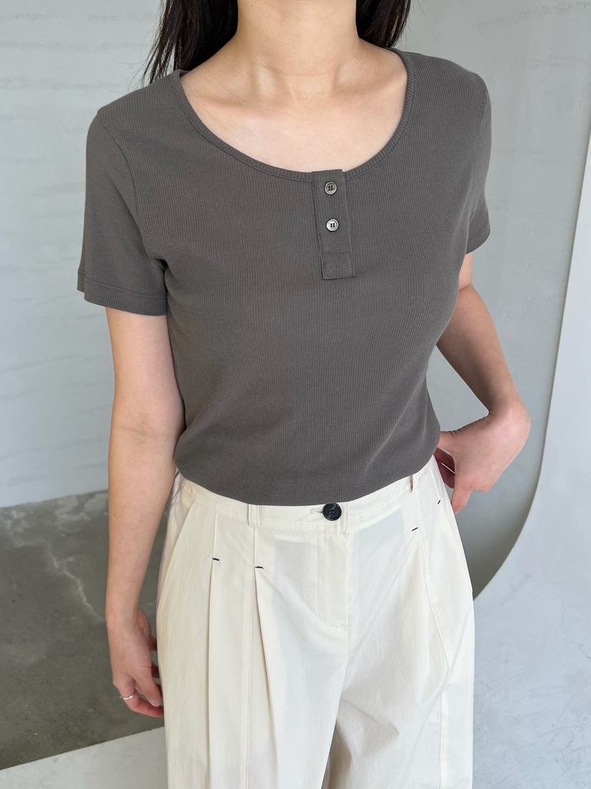 URBANE cloth韓國直郵實拍女士新品26夏季熱賣休閑T恤紐扣URBANE clothT恤