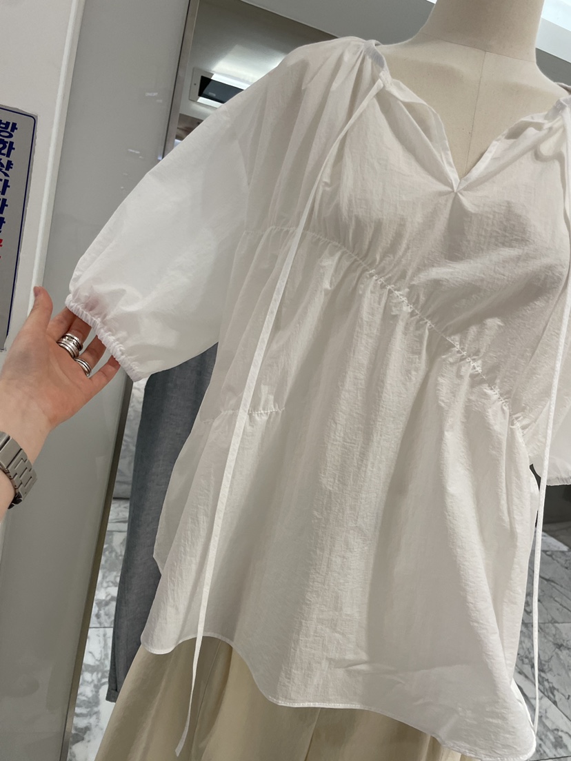URBANE cloth韓國直郵女裝新款26夏季職業推薦襯衫蕾絲衫URBANE cloth襯衫/蕾絲衫