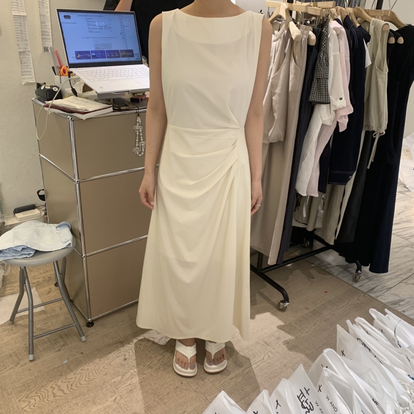 W AND J韓國代購女士新品時尚熱賣26春夏人氣休閑連衣裙W AND J連衣裙圖色1