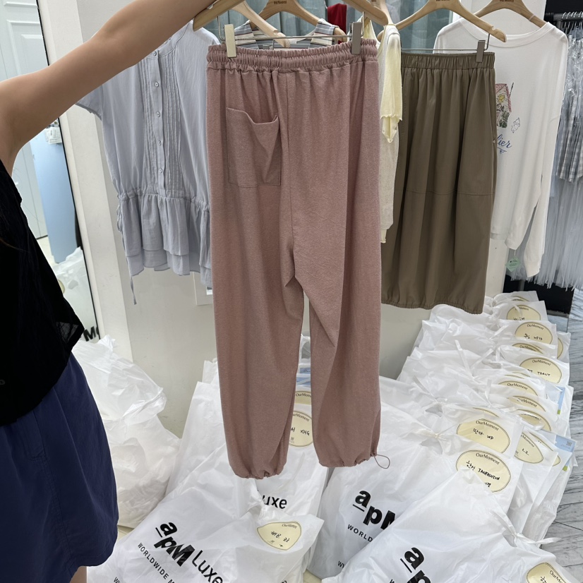 OURMOMENT韓國直郵女士新品時尚休閑熱賣26春夏推薦休閑褲OURMOMENT休閑褲