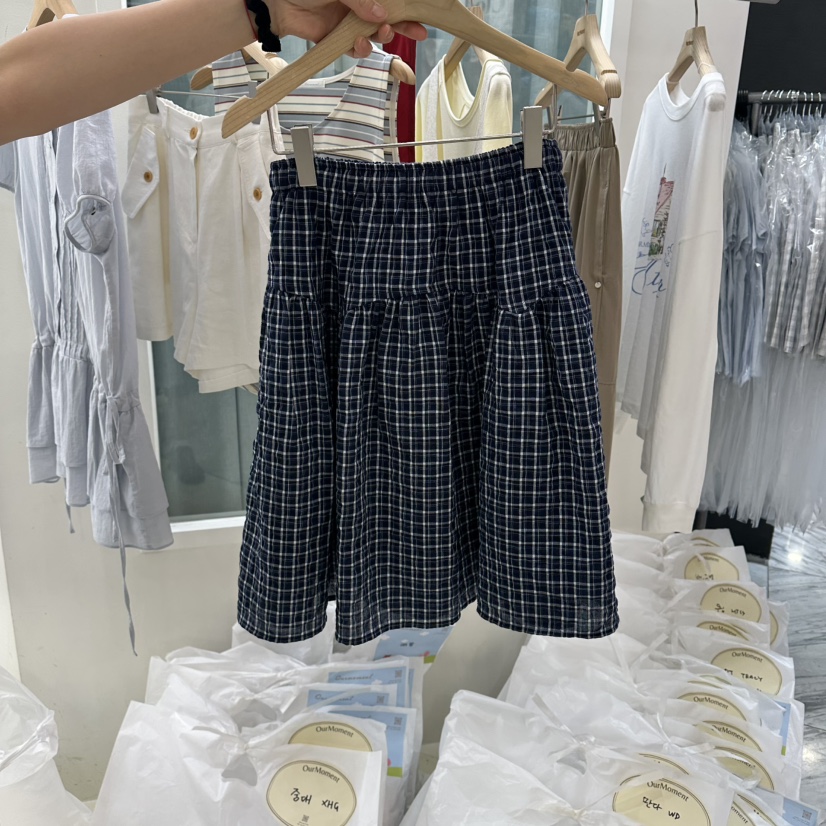 OURMOMENT韓國直郵女裝新品人氣熱賣時尚推薦半身裙中短裙LOURMOMENT半身裙/中短裙圖色2