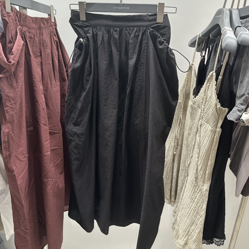 TARABY MOTION韓國直郵女裝新品26春夏熱賣26夏季職業長裙TARABY MOTION長裙圖色2
