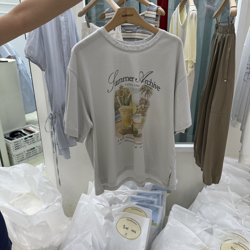 OURMOMENT韓國直郵女裝新品人氣26春夏休閑時尚26夏季T恤OURMOMENTT恤圖色2