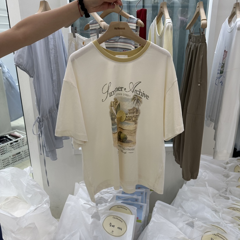 OURMOMENT韓國直郵女裝新品人氣26春夏休閑時尚26夏季T恤OURMOMENTT恤圖色3