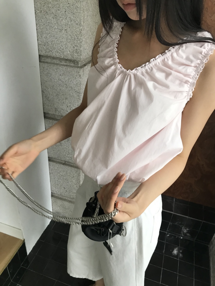 CEDARWOOD韓國直郵實拍女裝新款26春夏襯衫蕾絲衫蕾絲無袖CEDAR WOOD襯衫/蕾絲衫