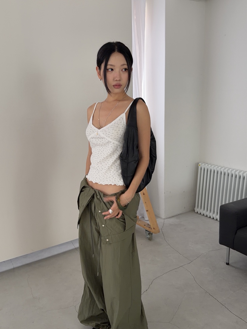 SUNDER MARKET東大門實拍韓國女裝新款人氣26春夏吊帶背心SUNDER MARKET吊帶/背心