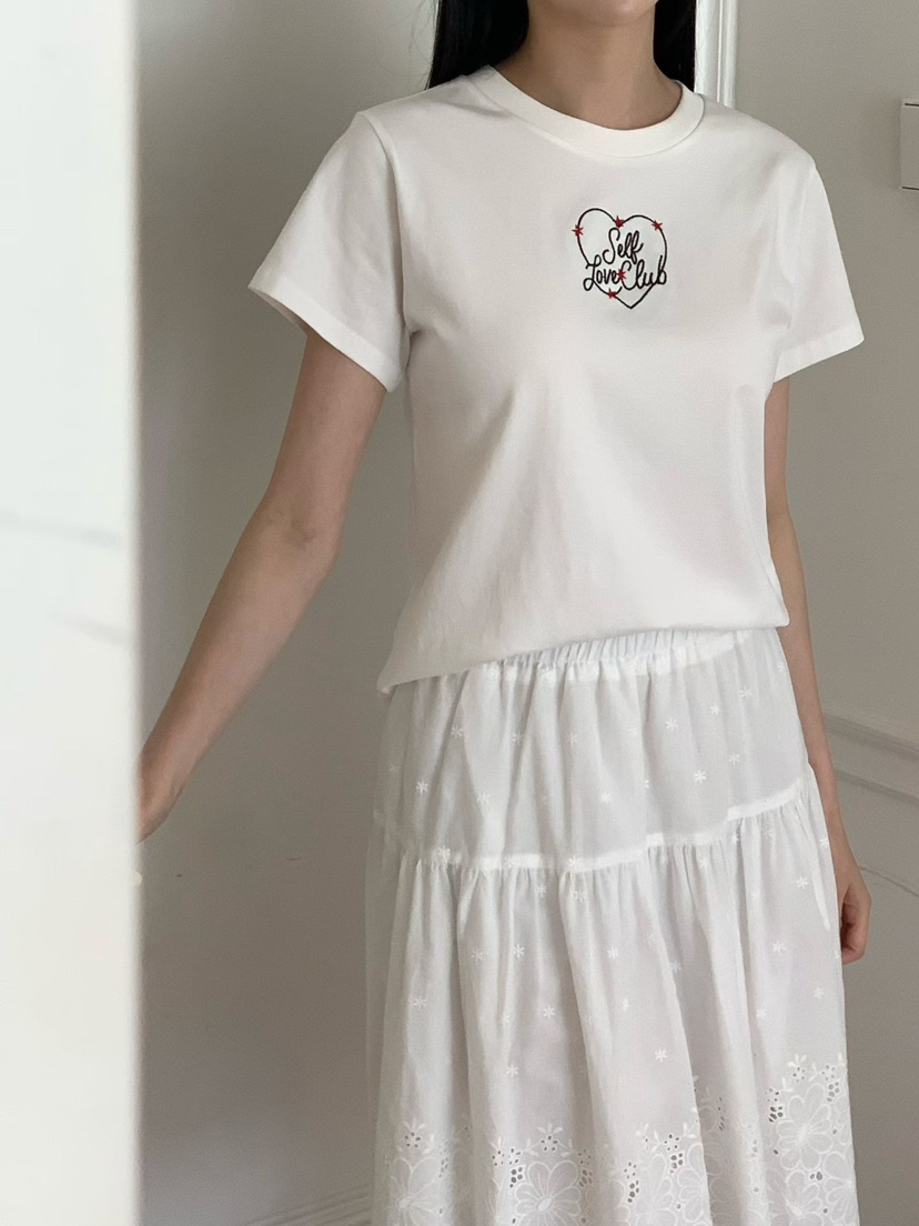 BINUS韓國東大門代購女裝新品26春夏人氣推薦時尚T恤刺繡BINUST恤