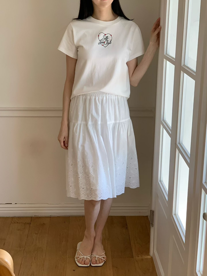BINUS韓國東大門代購女裝新品26春夏人氣推薦時尚T恤刺繡BINUST恤