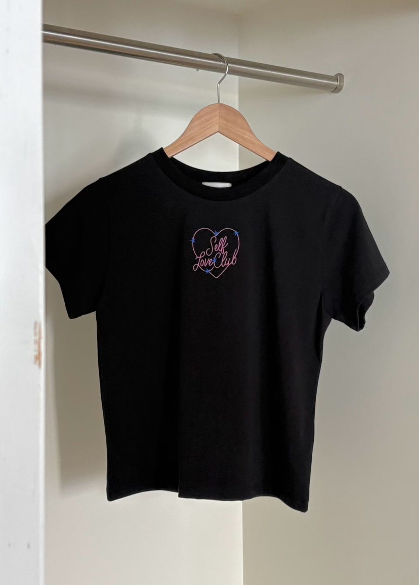 BINUS韓國東大門代購女裝新品26春夏人氣推薦時尚T恤刺繡BINUST恤圖色2