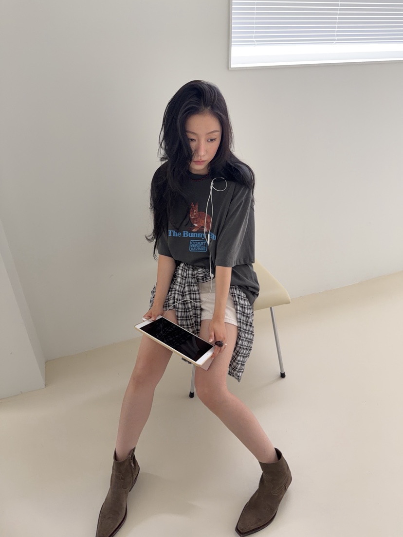 SUNDER MARKET韓國直郵女裝新款職業熱賣時尚休閑T恤兔子SUNDER MARKETT恤