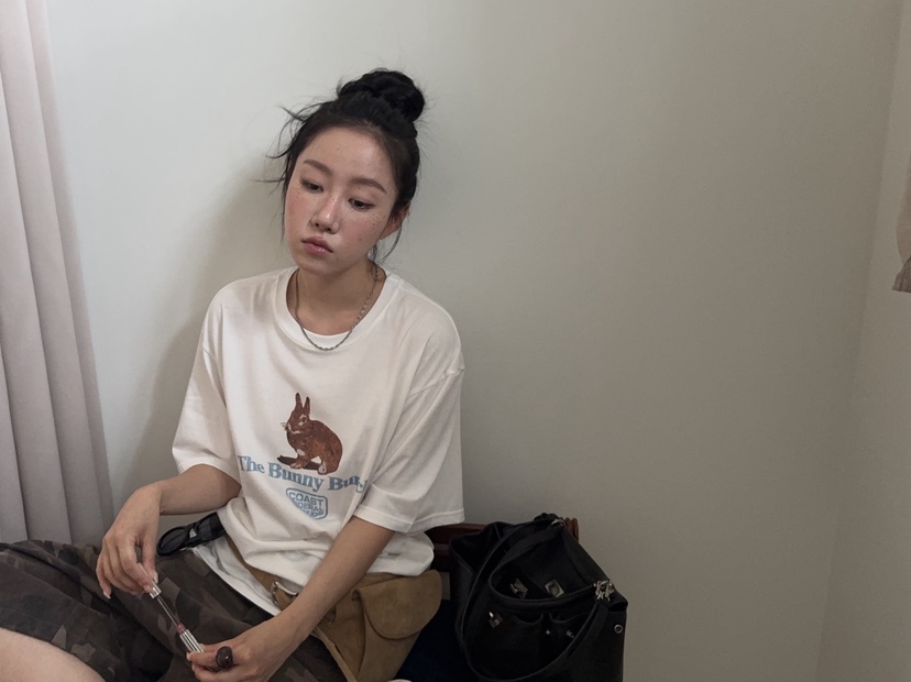 SUNDER MARKET韓國直郵女裝新款職業熱賣時尚休閑T恤兔子SUNDER MARKETT恤