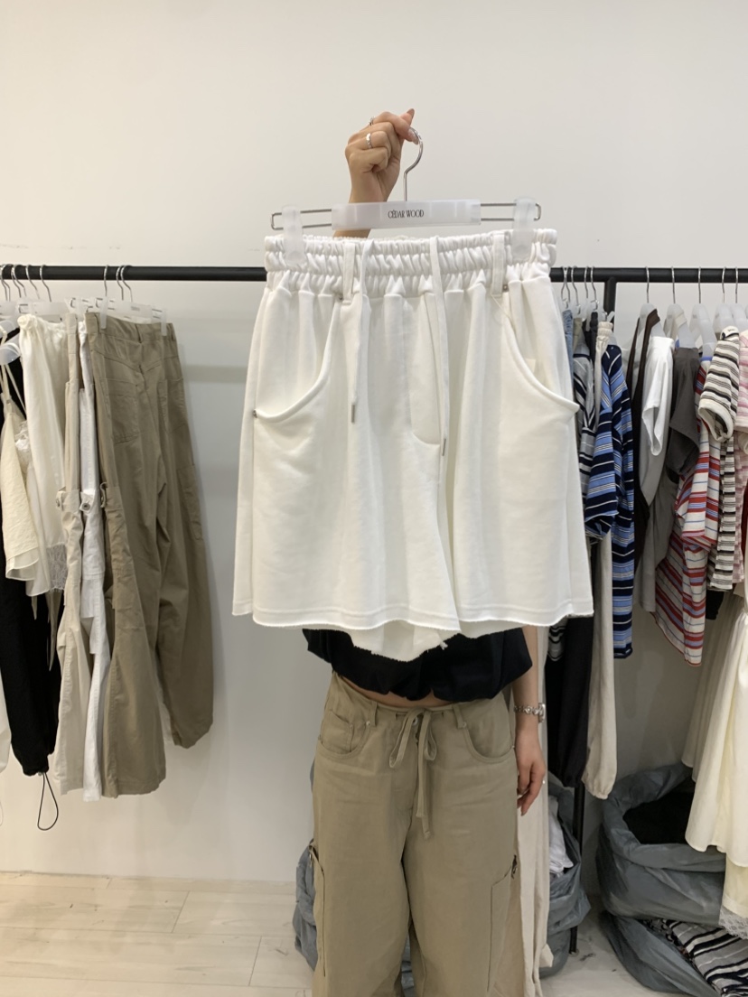 CEDARWOOD韓國東大門直郵女裝新品休閑26春夏短褲不含腰帶CEDAR WOOD短褲圖色2