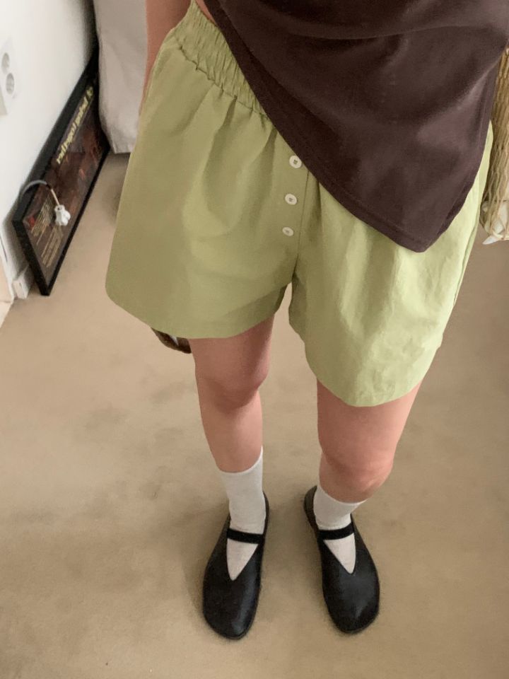 KOMOREBI韓國直郵實拍女士新品推薦休閑熱賣人氣時尚短褲KOMOREBI短褲