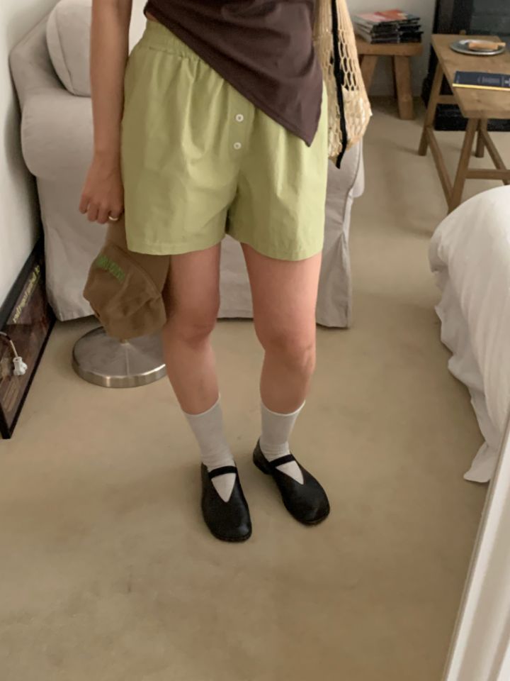 KOMOREBI韓國直郵實拍女士新品推薦休閑熱賣人氣時尚短褲KOMOREBI短褲
