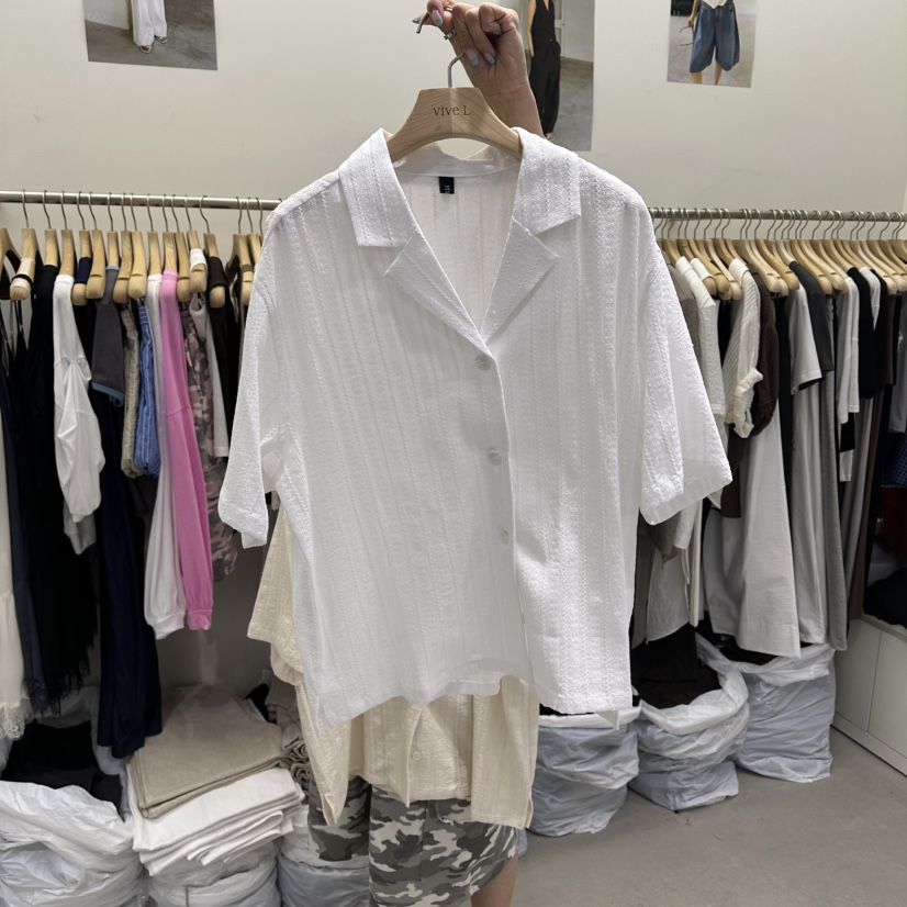 VIVEL韓國東大門直郵女裝新品熱賣人氣時尚休閑襯衫蕾絲衫VIVE L襯衫/蕾絲衫圖色2