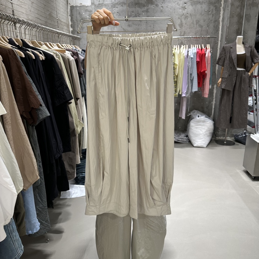 JUNI韓國代購女士新品26夏季時尚熱賣26春夏人氣休閑褲條紋my juni休閑褲圖色1