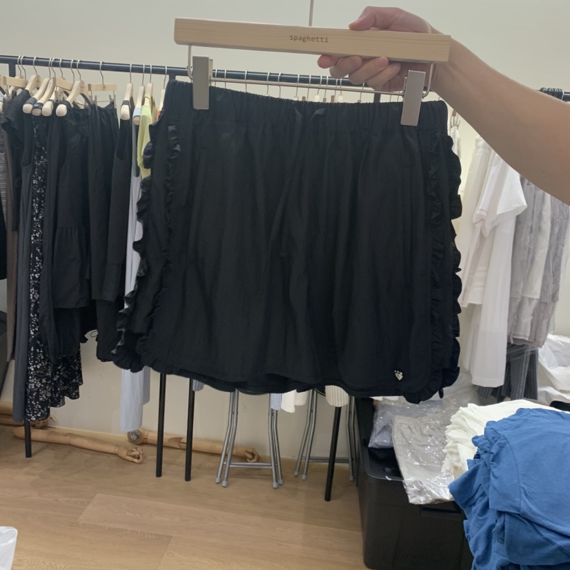 SPAGHETTI韓國東大門直郵女裝新品熱賣休閑26夏季短褲荷葉邊spaghetti短褲圖色1