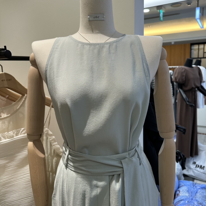 ARC韓國直郵女裝新款熱賣職業時尚26夏季26春夏人氣吊帶背心ARC EN CIEL吊帶/背心圖色1
