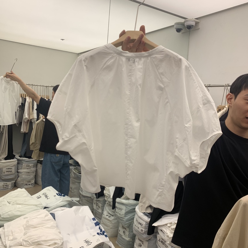 MOI-A韓國直郵女士新款26夏季職業時尚推薦人氣襯衫蕾絲衫LMOI-A襯衫/蕾絲衫
