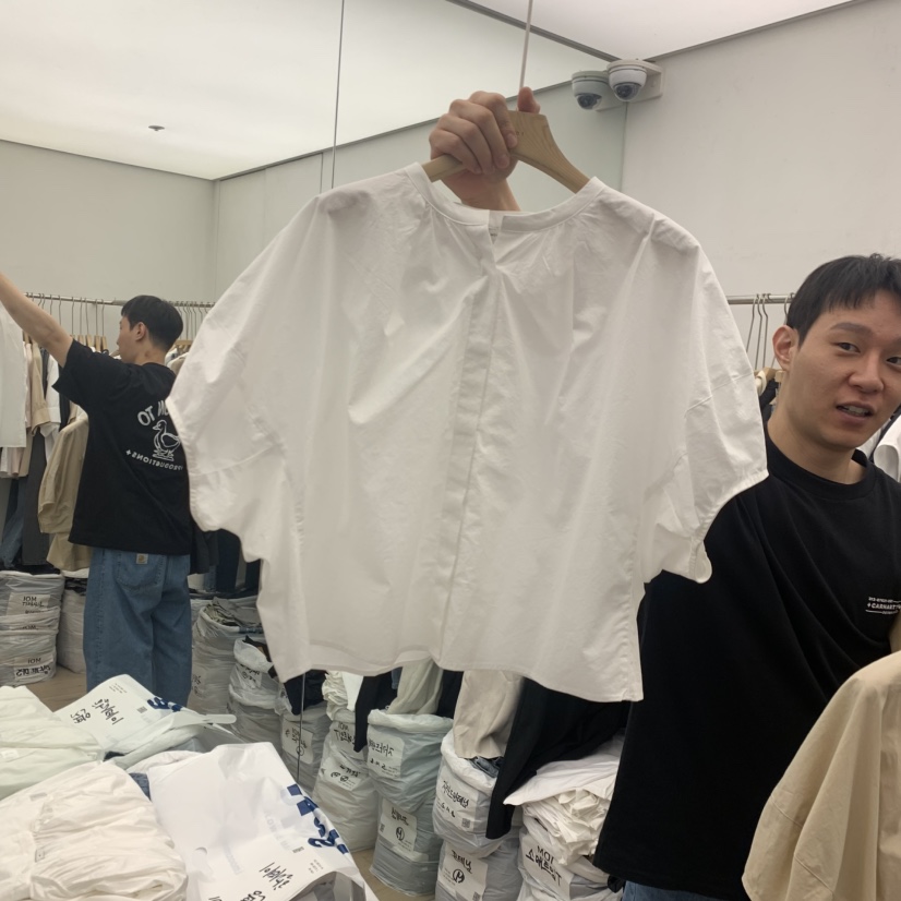 MOI-A韓國直郵女士新款26夏季職業時尚推薦人氣襯衫蕾絲衫LMOI-A襯衫/蕾絲衫圖色1
