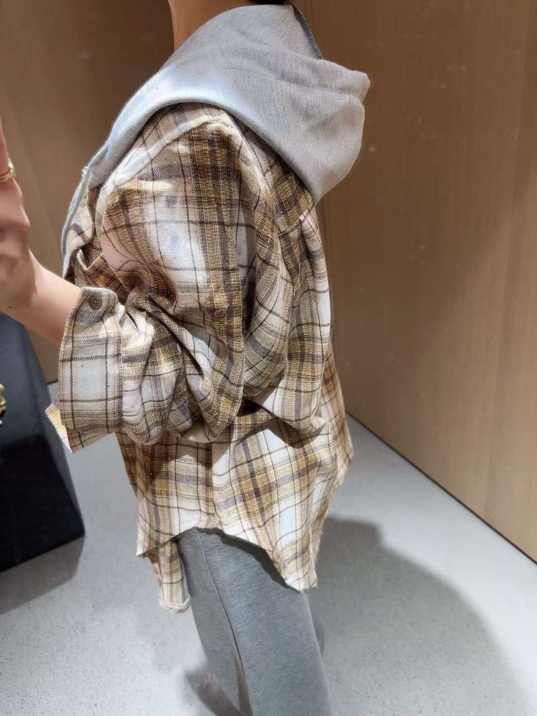 blinque韓國代購女裝新品推薦26夏季襯衫蕾絲衫不含內搭連帽衫blinque襯衫/蕾絲衫