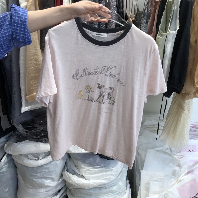 RIVEROOM東大門實拍韓國女裝新品休閑熱賣時尚26夏季26春夏T恤RIVEROOMT恤圖色2