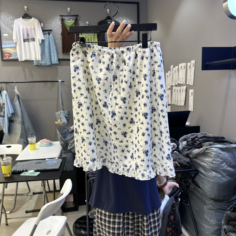 CREDITO東大門實拍韓國女裝新款熱賣26春夏職業半身裙中短裙CREDITO半身裙/中短裙圖色1