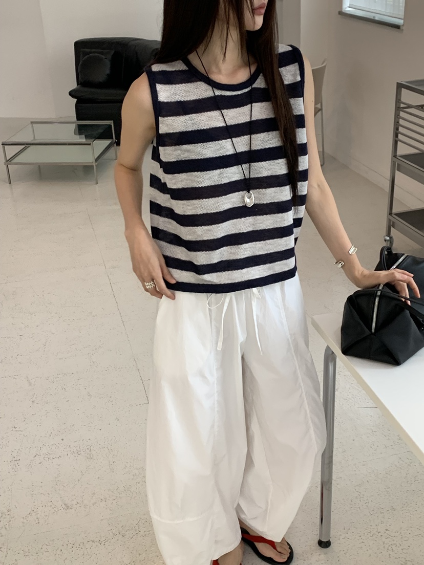 RIVER RAIN東大門實拍韓國女裝新品人氣推薦熱賣吊帶背心RIVER RAIN吊帶/背心