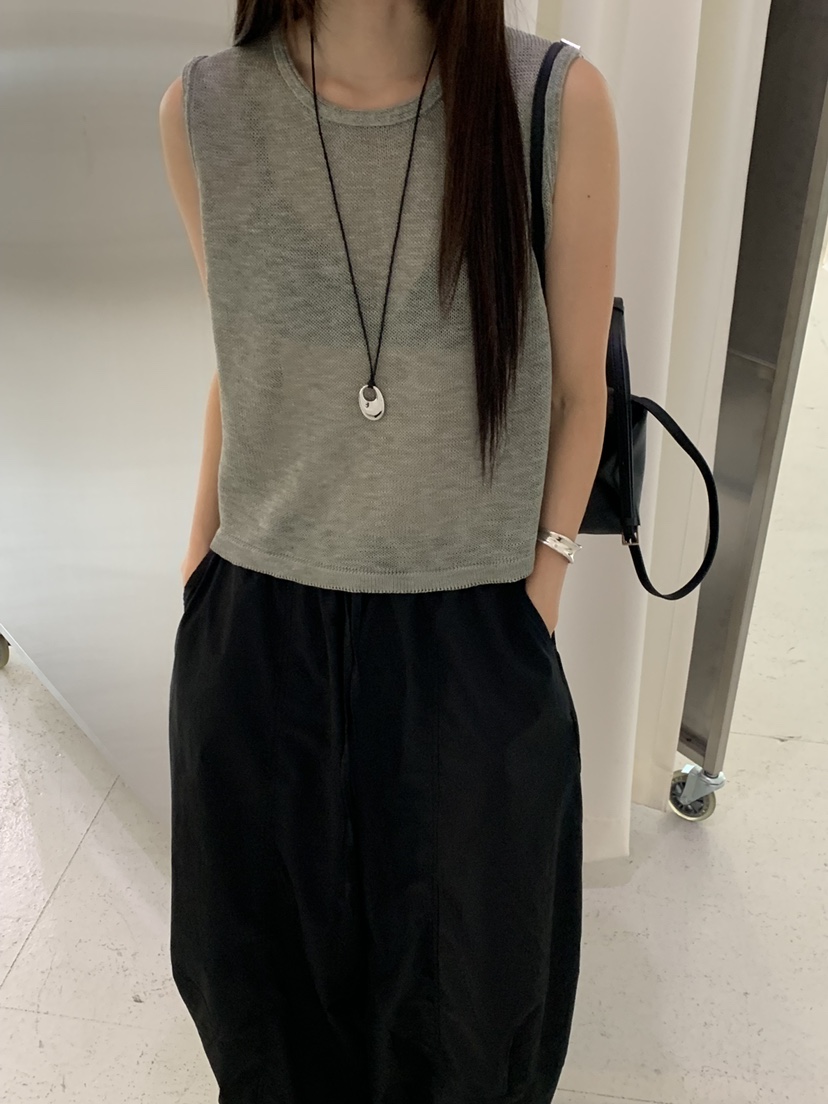 RIVER RAIN東大門實拍韓國女裝新品人氣推薦熱賣吊帶背心RIVER RAIN吊帶/背心