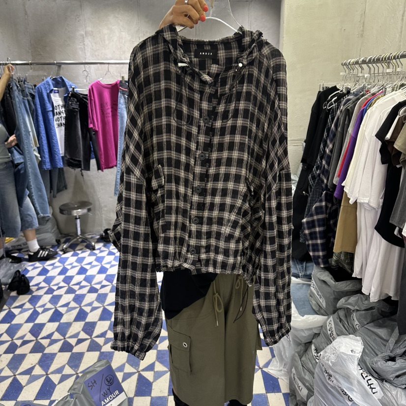 AMOUR韓國直郵女士新品26春夏時尚職業襯衫蕾絲衫連帽衫亞麻AMOUR襯衫/蕾絲衫圖色3