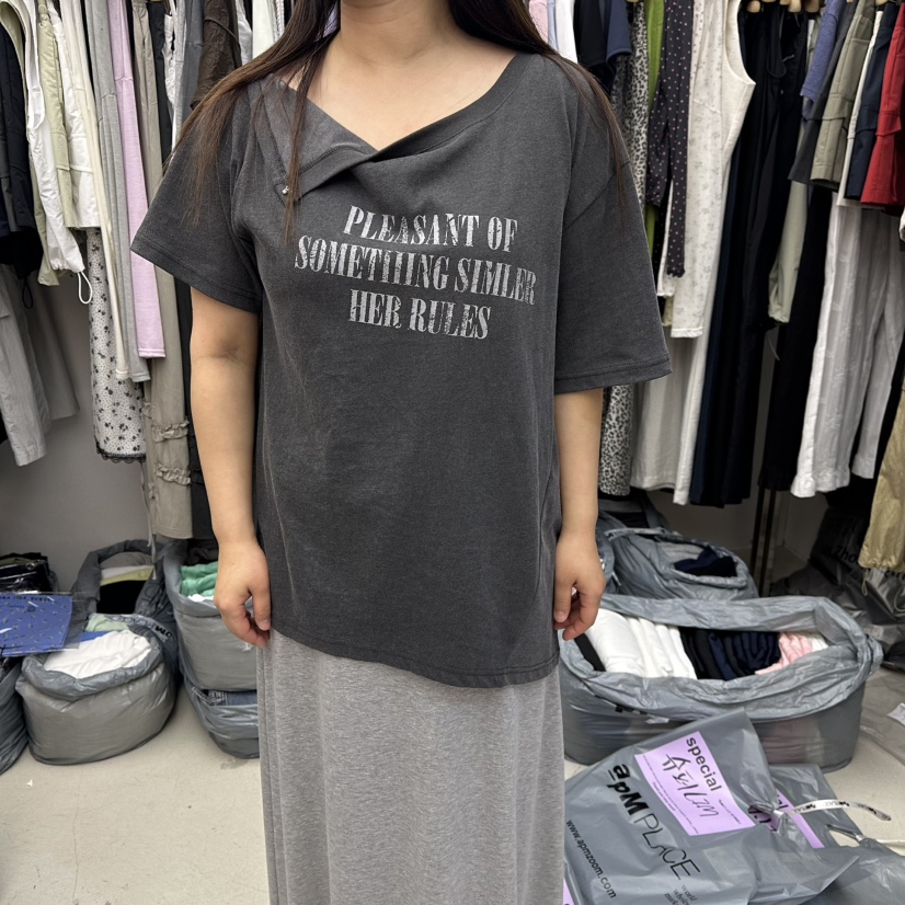 SPECIAL韓國東大門直郵女裝新款人氣推薦職業26夏季熱賣T恤SPECIALT恤圖色3墨色