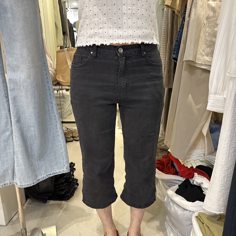LIL韓國代購女士新品26夏季時尚熱賣26春夏休閑人氣職業短褲LIL SEOUL短褲
